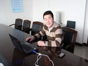 設(shè)計(jì)三分院院長  楊河江（二級注冊建筑師）